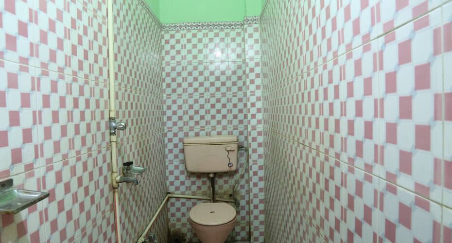 Om Sainath Guest House, Guwahati 5